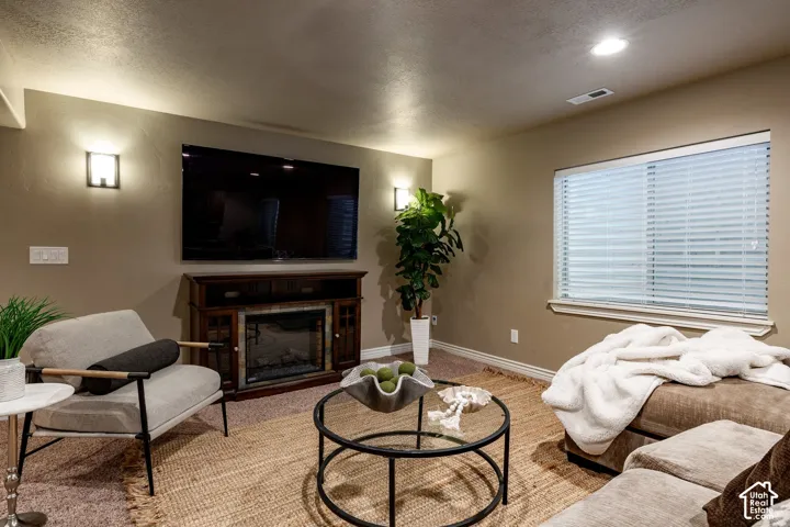 1648 S 2065 W, Woods Cross, Utah 84087