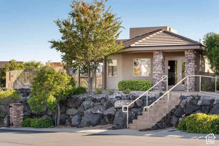 Stone accent columns and exterior