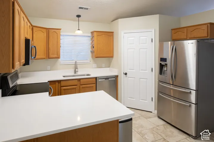 933 E 1040 S, Springville, Utah 84663