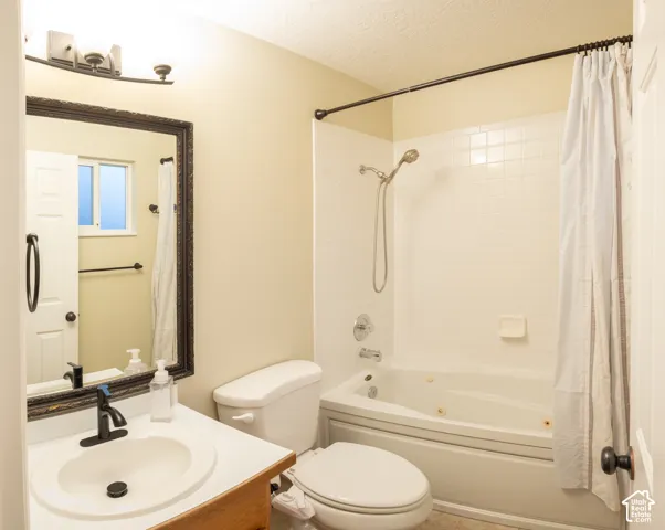 933 E 1040 S, Springville, Utah 84663