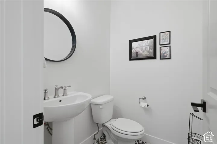 68 N Gray Fox Cir, Kaysville, Utah 84037