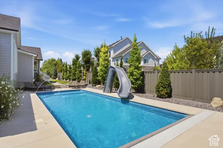68 N Gray Fox Cir, Kaysville, Utah 84037