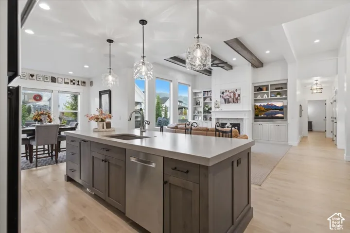 68 N Gray Fox Cir, Kaysville, Utah 84037