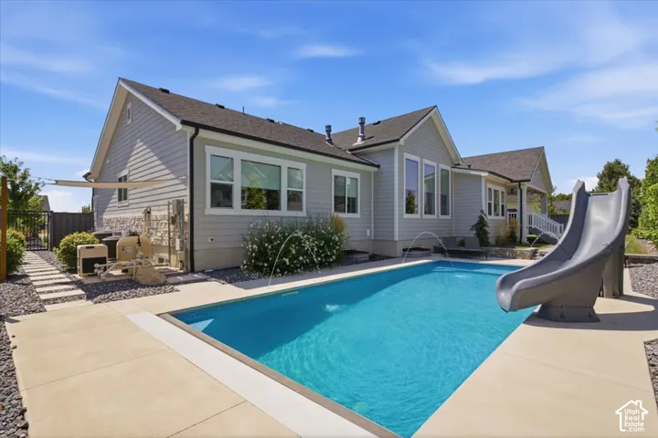 68 N Gray Fox Cir, Kaysville, Utah 84037