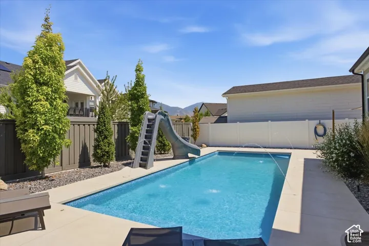 68 N Gray Fox Cir, Kaysville, Utah 84037