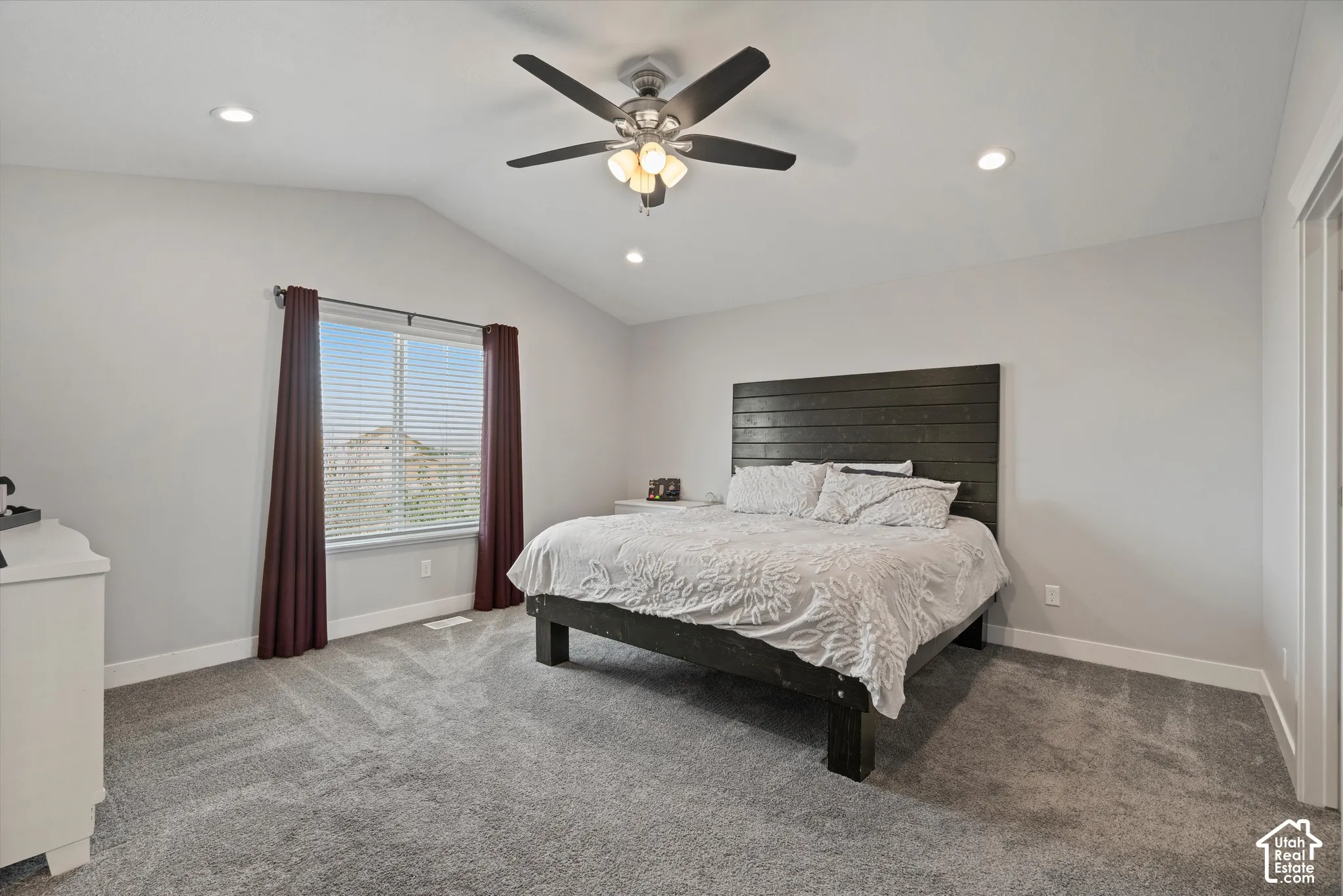Primary with Walkin closet and en-suite bathroom