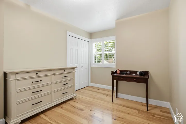 2064 E Village Point Way, Sandy, Utah 84093
