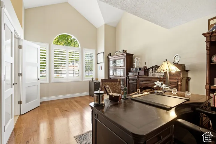 2064 E Village Point Way, Sandy, Utah 84093