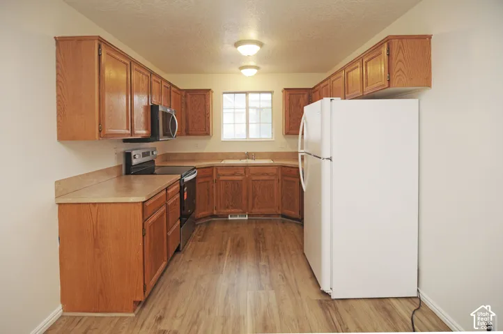 2140 W 5600 S #42, Roy, Utah 84067