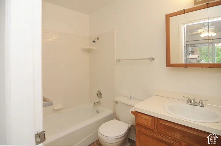 2140 W 5600 S #42, Roy, Utah 84067