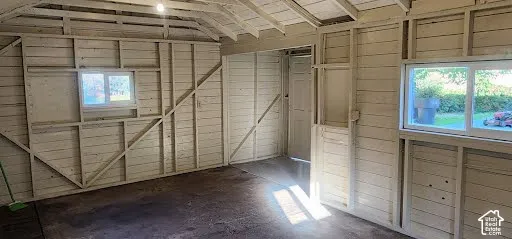 shed