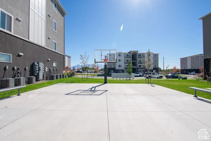 Sport court