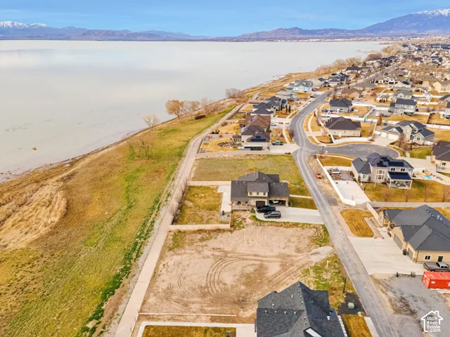 272 S Sunset Dr, Vineyard, Utah 84059
