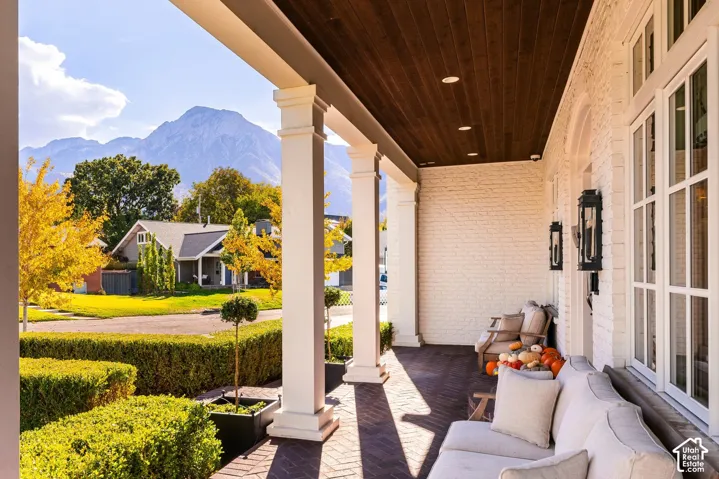 2590 E Olympus Dr, Holladay, Utah 84124