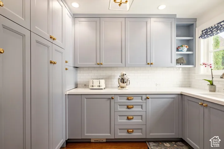 2590 E Olympus Dr, Holladay, Utah 84124