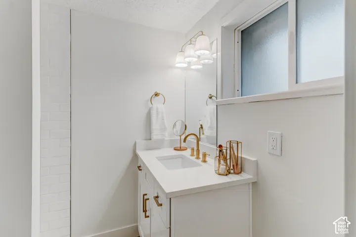 762 Kirk St, Layton, Utah 84041