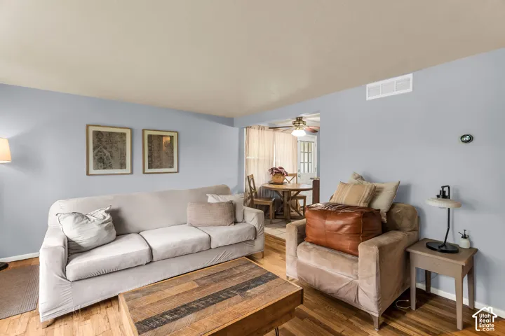 116 W 250 S, Kaysville, Utah 84037