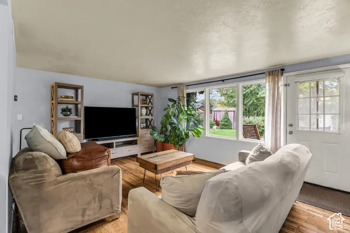 116 W 250 S, Kaysville, Utah 84037