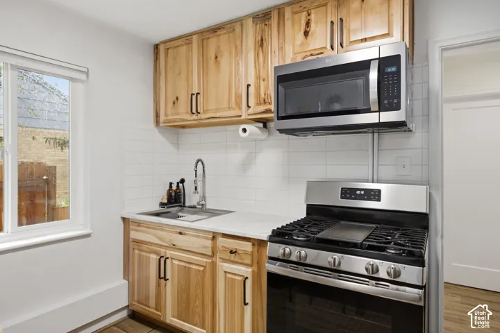 1051 Crescent Dr, Logan, Utah 84341