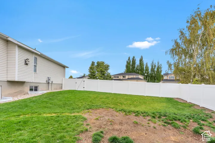 8489 S Silo Dr, West Jordan, Utah 84081