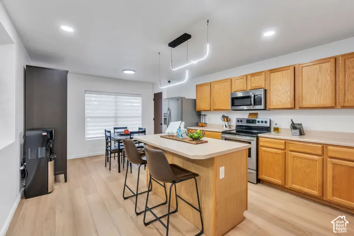8489 S Silo Dr, West Jordan, Utah 84081