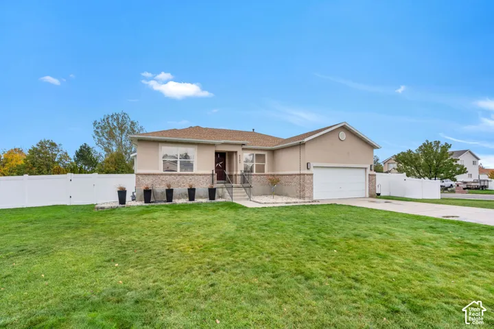 8489 S Silo Dr, West Jordan, Utah 84081