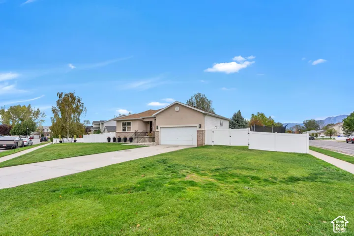 8489 S Silo Dr, West Jordan, Utah 84081