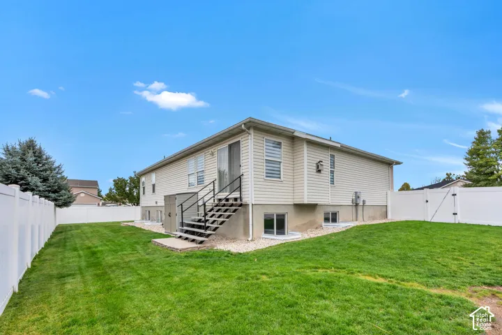 8489 S Silo Dr, West Jordan, Utah 84081
