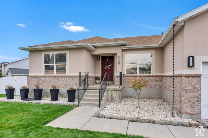 8489 S Silo Dr, West Jordan, Utah 84081