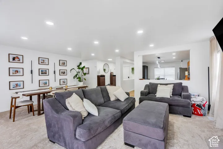 8489 S Silo Dr, West Jordan, Utah 84081