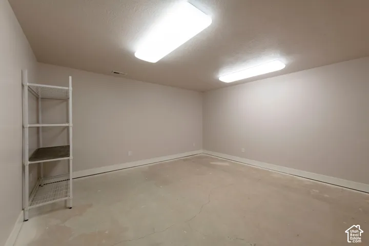 4400 S Albright Dr, Holladay, Utah 84124