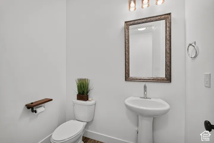 6536 W Muirfield Rd, Highland, Utah 84003