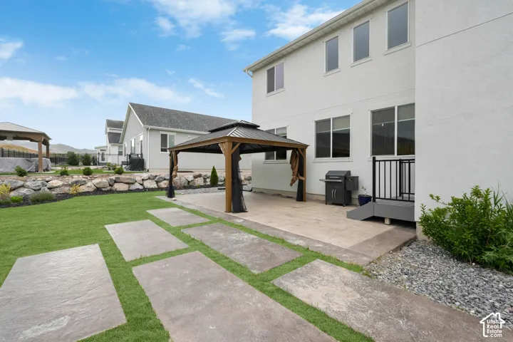 199 E Shorewood Dr, Saratoga Springs, Utah 84045
