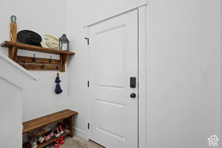 804 W Walnut Bark Ln, Mapleton, Utah 84664