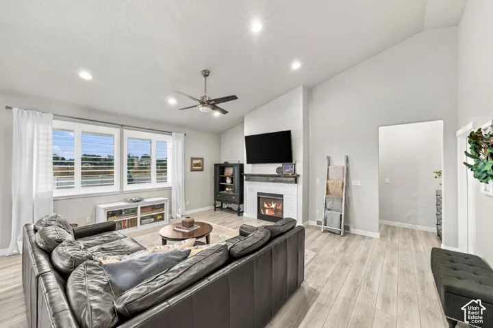 1282 W 425 S, Layton, Utah 84041