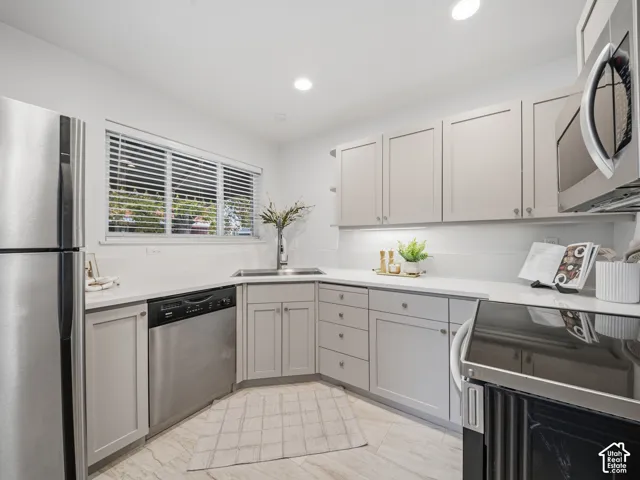 1010 W Eclipse Way, Salt Lake City, Utah 84116