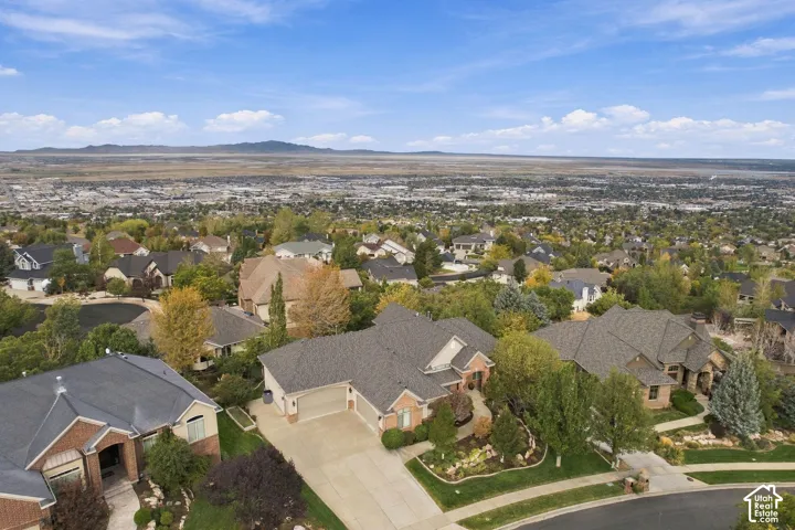 Aerial perspective of the Beautiful Bountiful Bench and Valley!