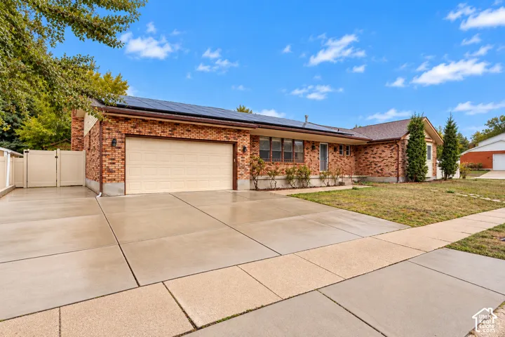 1947 E Viscounti Dr, Sandy, Utah 84093