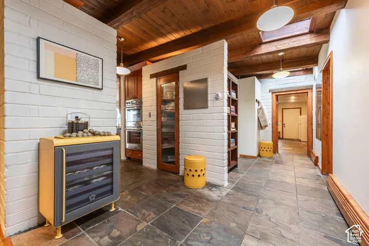 6245 S 2300 E, Holladay, Utah 84121