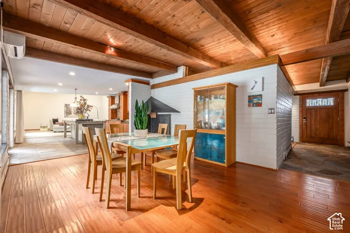 6245 S 2300 E, Holladay, Utah 84121