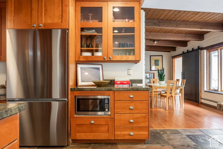 6245 S 2300 E, Holladay, Utah 84121