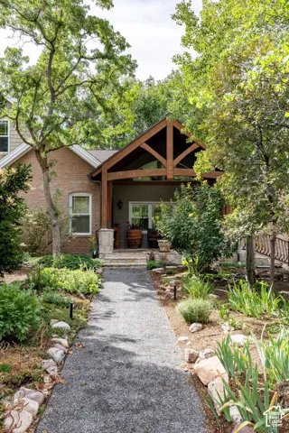 2208 E Keller Ln, Salt Lake City, Utah 84109