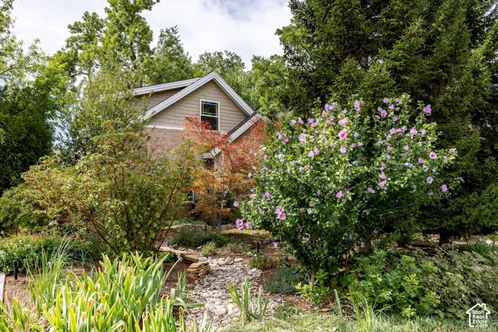 2208 E Keller Ln, Salt Lake City, Utah 84109