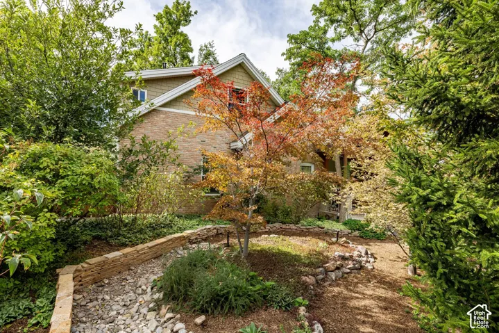 2208 E Keller Ln, Salt Lake City, Utah 84109