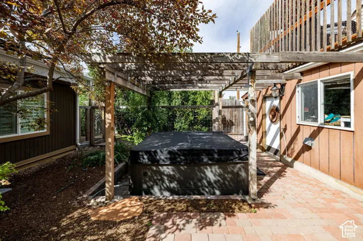 2208 E Keller Ln, Salt Lake City, Utah 84109