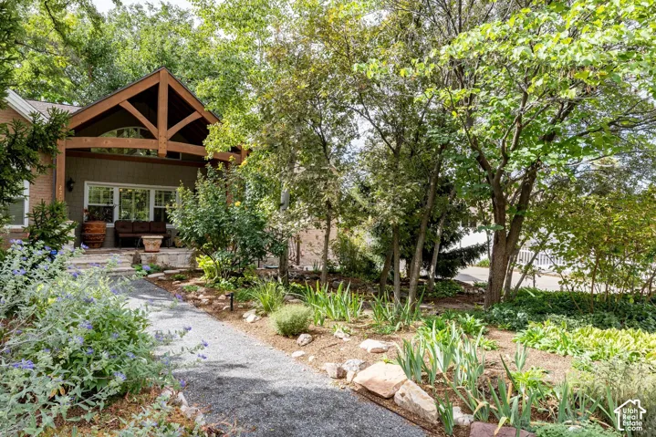2208 E Keller Ln, Salt Lake City, Utah 84109