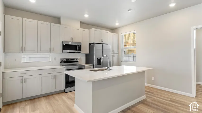 147 N Provo River Rd, Saratoga Springs, Utah 84045