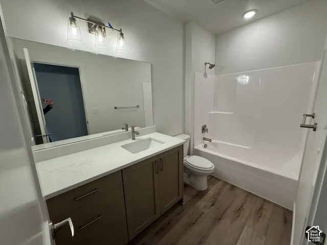 96 W Harper Way #208, South Weber, Utah 84405