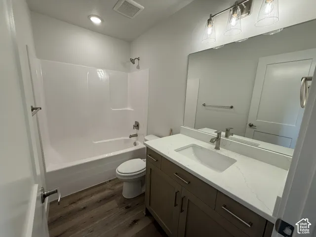 96 W Harper Way #208, South Weber, Utah 84405