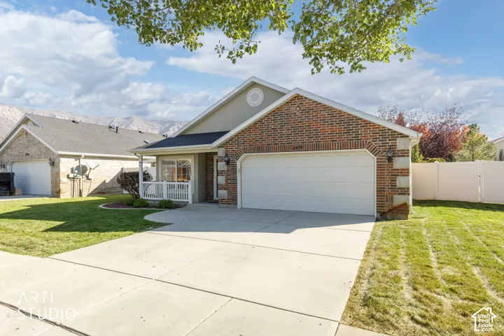 2490 N Dorchester Ave, Harrisville, Utah 84414